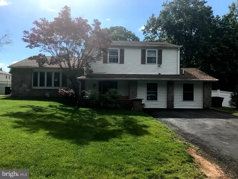 798 HOLLAND RD, Southampton, PA 18966