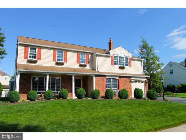 22 WINDHAM DR, Langhorne, PA 19047