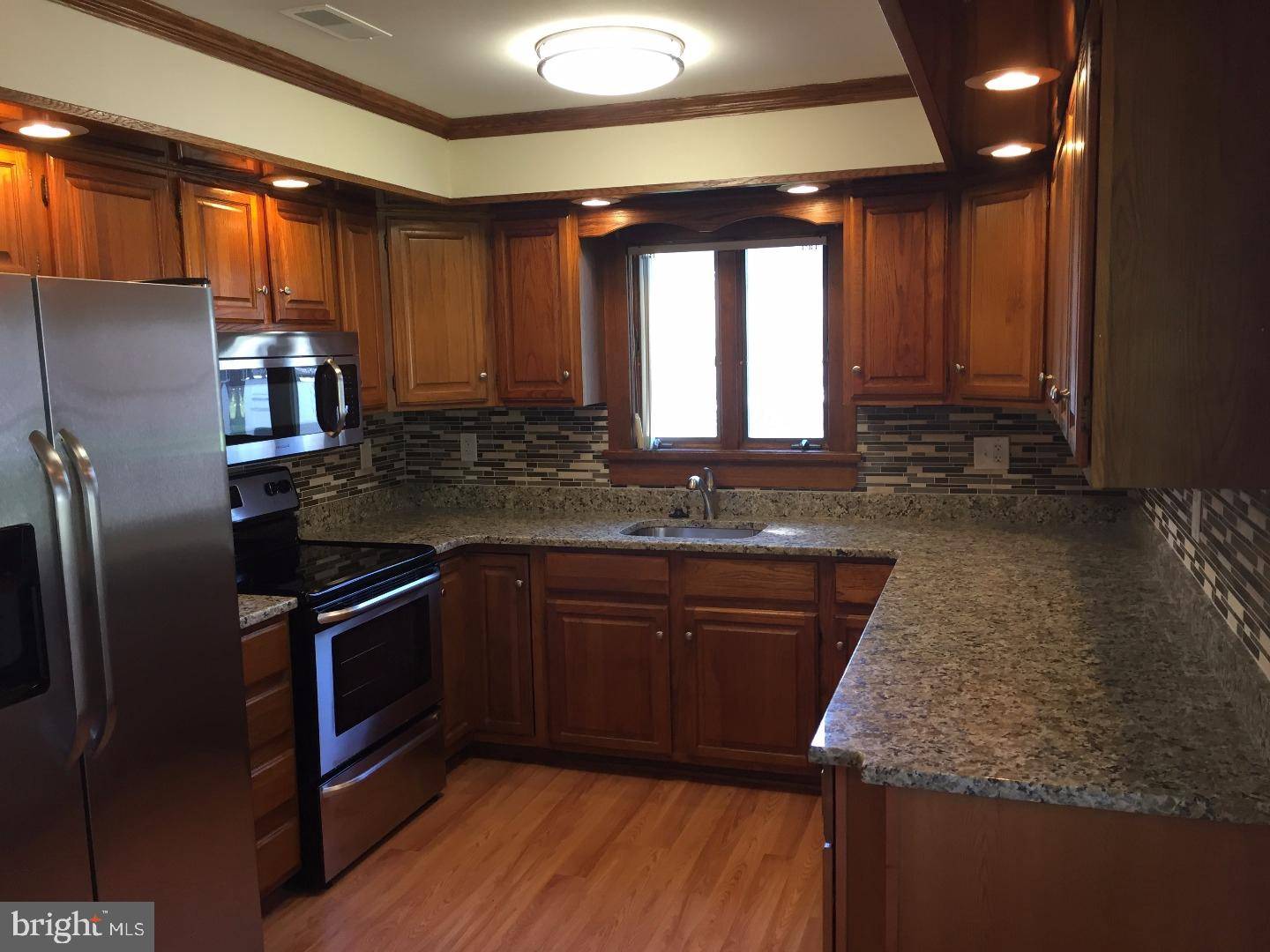 Fairless Hills, PA 19030,613 BEAUMONT RD