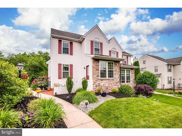 28 COUNTRY RD, Perkasie, PA 18944