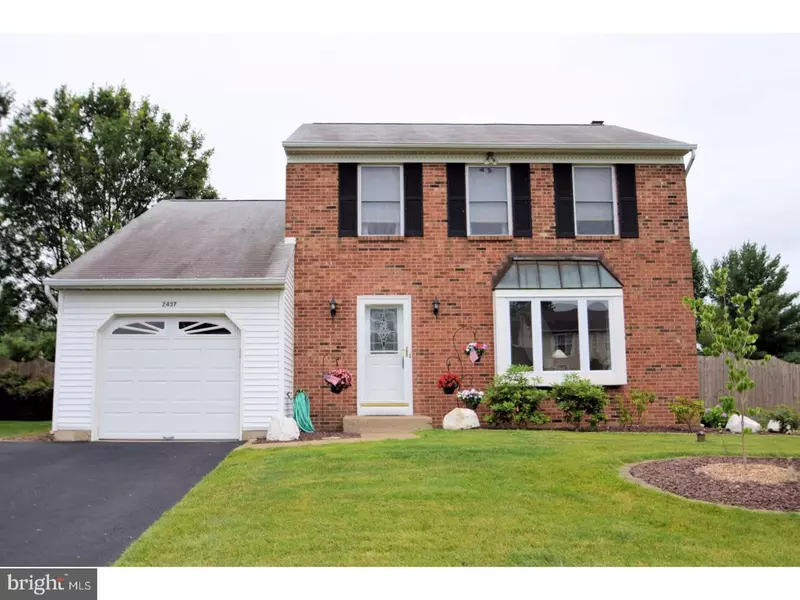 2437 BARNSLEIGH DR, Bensalem, PA 19020