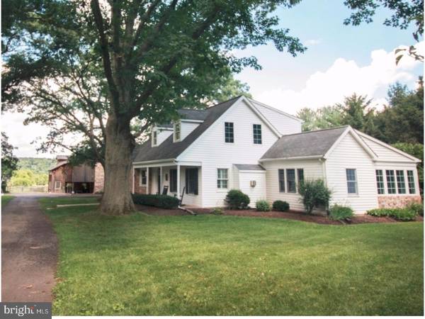 90 W SANDY RIDGE RD, Doylestown, PA 18901