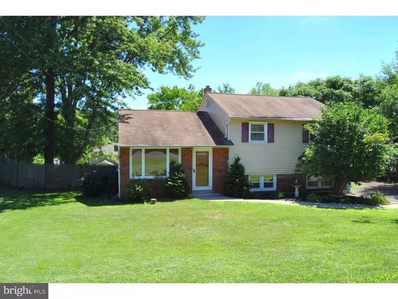 22 NANLYN AVE, Sellersville, PA 18960