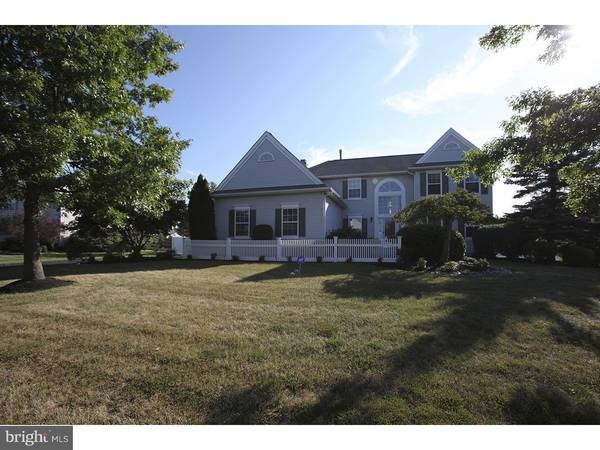 412 HIDDEN OAKS DR, Yardley, PA 19067