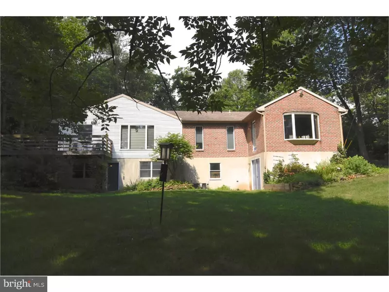 972 TEXTER MOUNTAIN RD, Robesonia, PA 19551