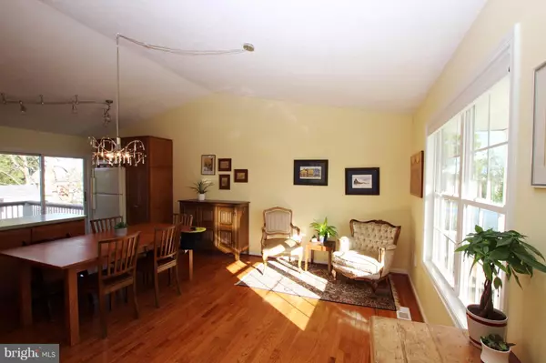 Ranson, WV 25438,591 OAK LEE DR