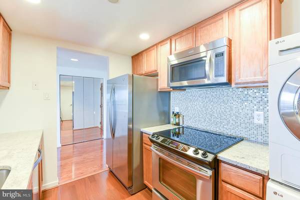 Arlington, VA 22209,1530 KEY BLVD #826