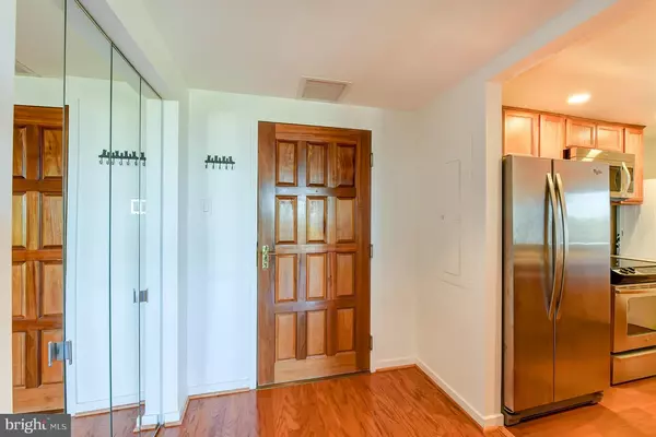 Arlington, VA 22209,1530 KEY BLVD #826