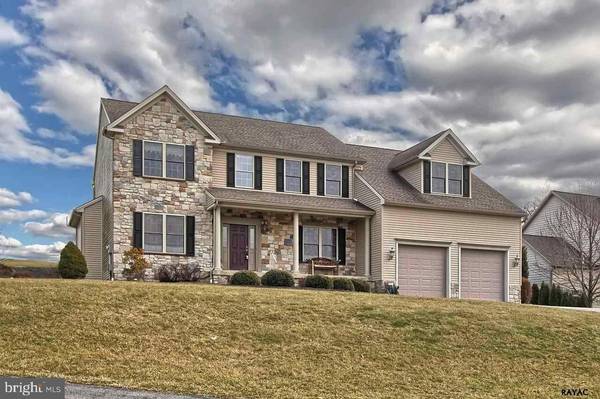 540 DUQUESNE RD, York Twp, PA 17402