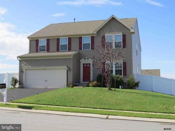 1675 ROSEBROOK DR, York, PA 17402