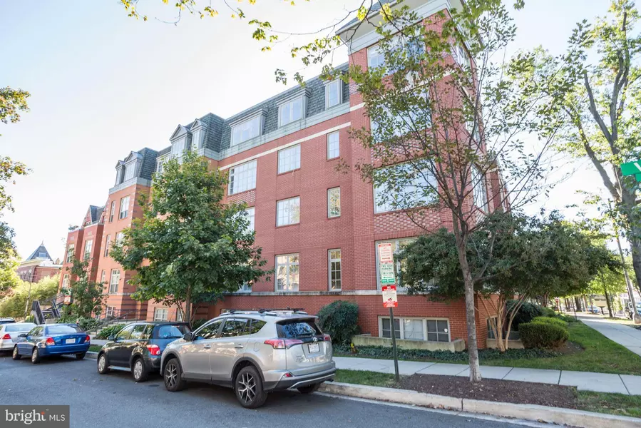 150 V ST NW #V405, Washington, DC 20001