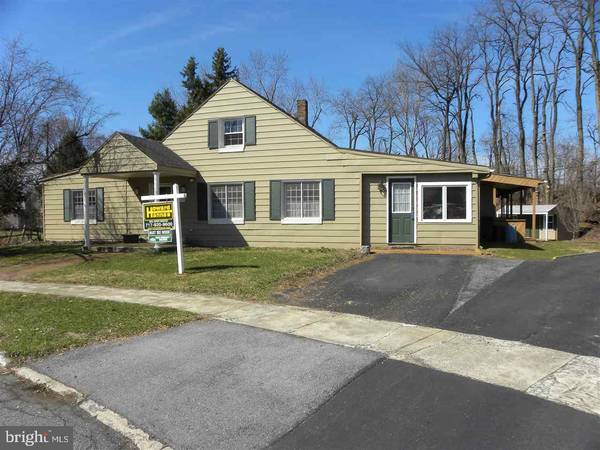 2014 HIGHLAND CIR, Camp Hill, PA 17011