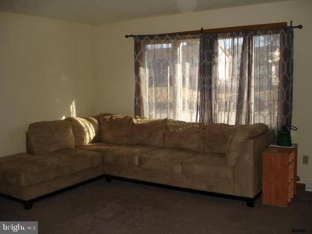Hanover, PA 17331,9 S VAIL DR