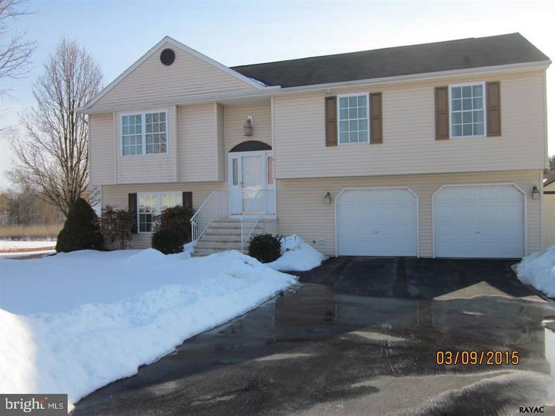 13 NORTHBROOK LN, Shrewsbury, PA 17361