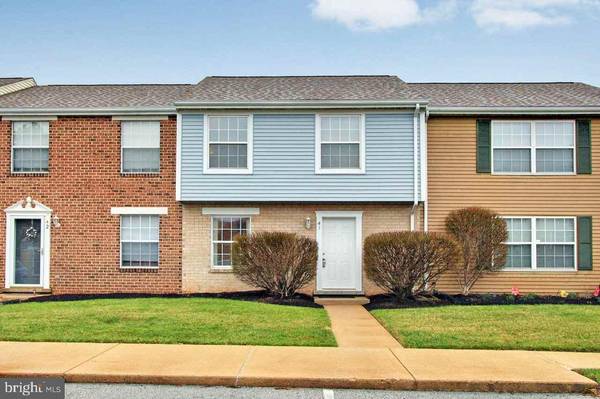 41 WILLIAMSTOWN CIR, York, PA 17404