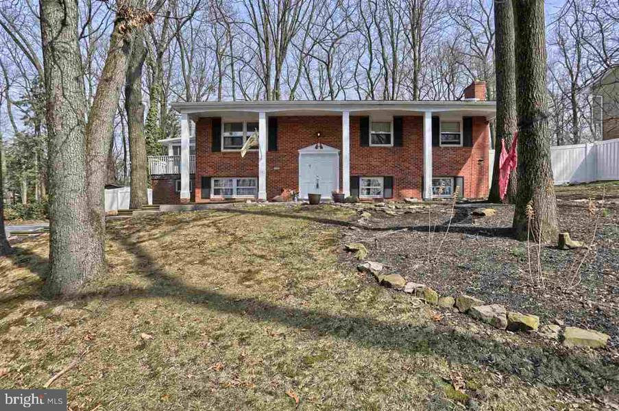 1426 BRADLEY AVE, Hummelstown, PA 17036