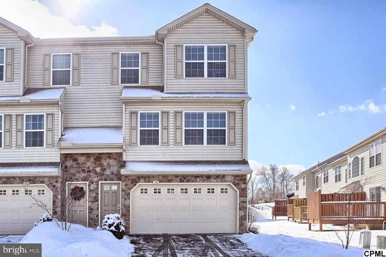198 MAPLETON DR, Harrisburg, PA 17112