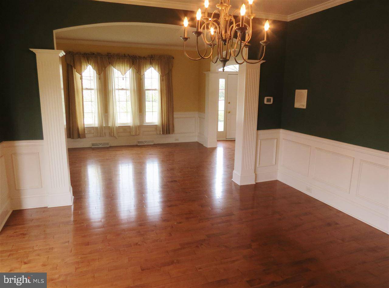 York, PA 17404,964 WETHERBURN DR