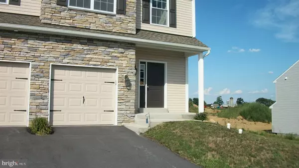 Elizabethtown, PA 17022,32 CANVAS BACK LN #35