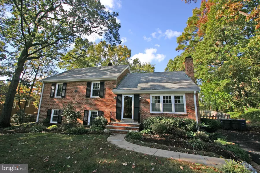 7002 FORT HUNT RD, Alexandria, VA 22307