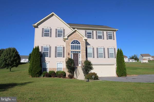 691 CRUSHED APPLE DR, Martinsburg, WV 25403