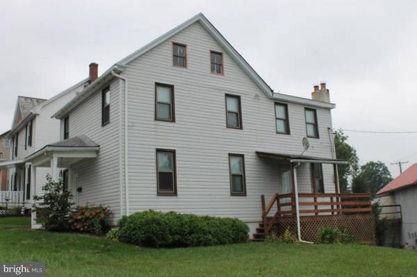 360 W MAIN ST, Ephrata, PA 17522