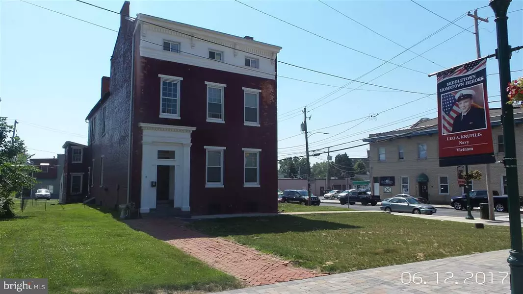 2 N UNION ST, Middletown, PA 17057