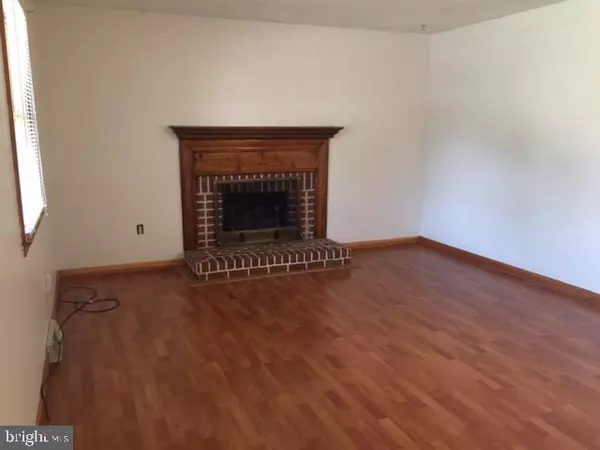 Mcsherrystown, PA 17344,15 FRANKLIN DR