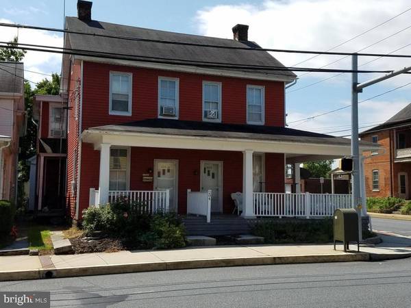 204 E HIGH ST, Elizabethtown, PA 17022