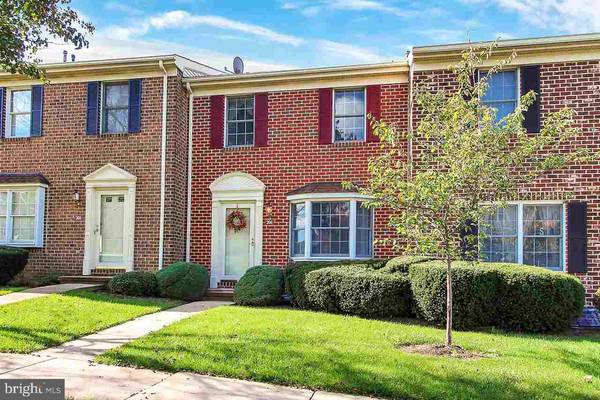 206 CHAMBERS RDG, York Twp, PA 17402