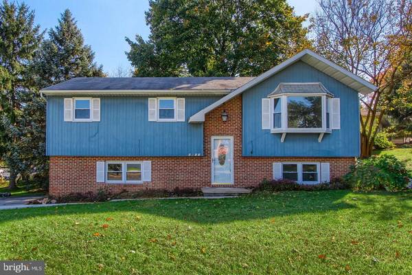 2911 WOODSHEAD TER, York Twp, PA 17403