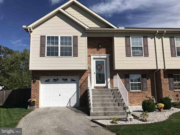 71 CODY CT, Hanover, PA 17331