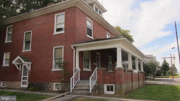 532-536 W MAIN ST, Mount Joy, PA 17552