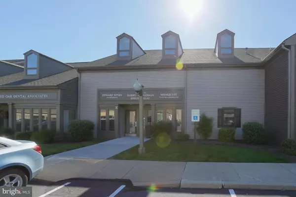 Lancaster, PA 17601,600 EDEN RD #E