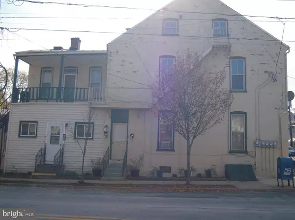 Lancaster, PA 17602,2 E NEW ST