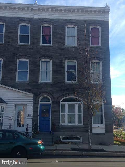 404 LOCUST ST, Columbia, PA 17512