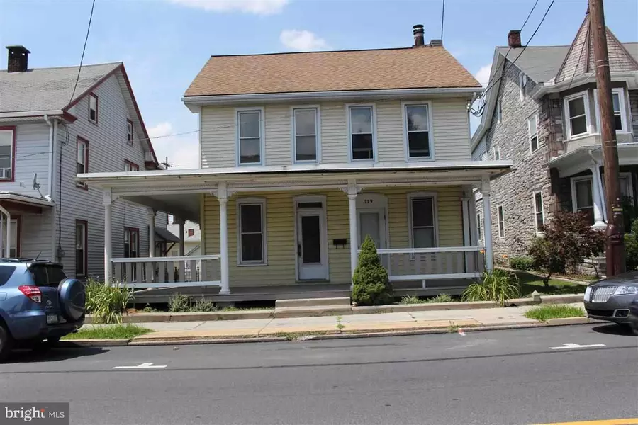 119 W MAIN ST, Palmyra, PA 17078