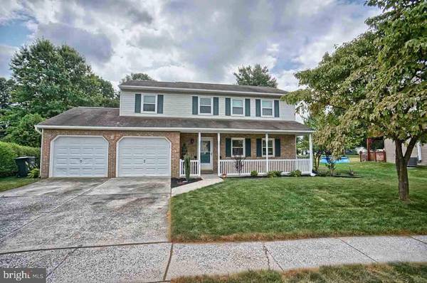 53 HONEYSUCKLE DR, Mechanicsburg, PA 17050