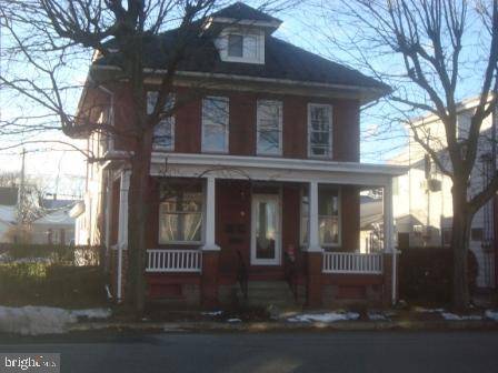 8 E MAIN ST, Shiremanstown, PA 17011