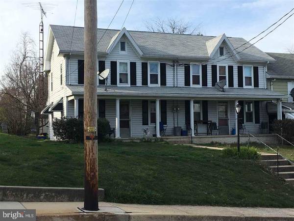 East Prospect, PA 17317,5 7 E MAPLE ST