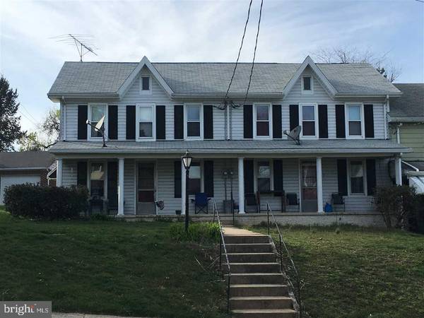 5 7 E MAPLE ST, East Prospect, PA 17317