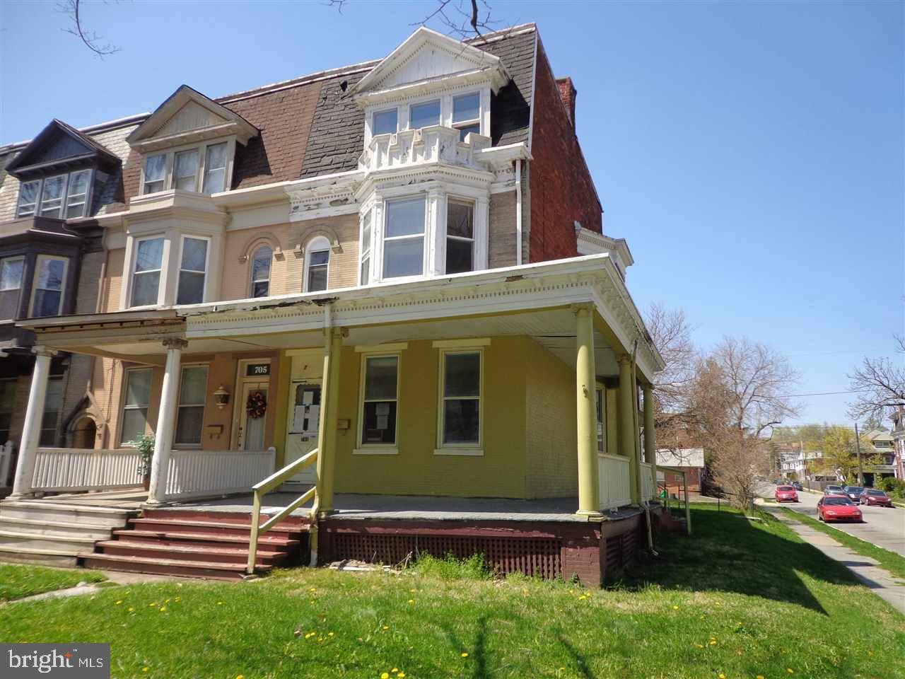 701 LINDEN AVE, York, PA 17404