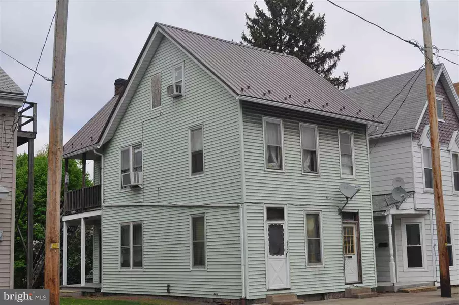 439 UNION ST, Millersburg, PA 17061