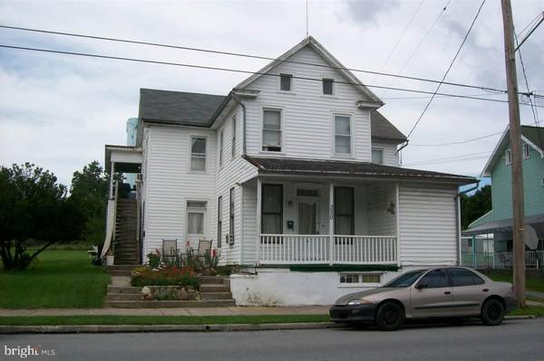 330 S BALTIMORE ST, Dillsburg, PA 17019