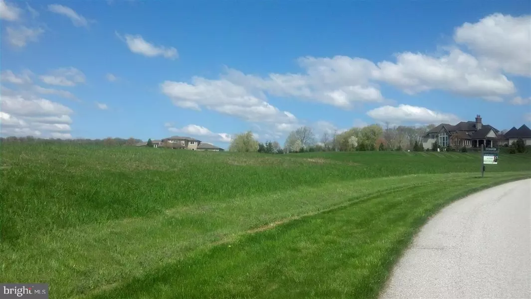 LOT 8 GLEN CT, Mechanicsburg, PA 17055