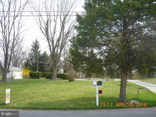 2077 RESERVOIR DR, Carlisle, PA 17013