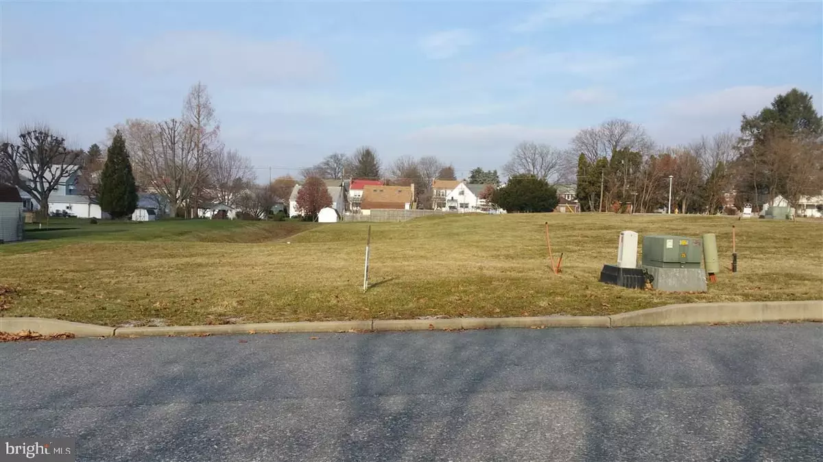 Mechanicsburg, PA 17055,LOT 17 W COOVER ST