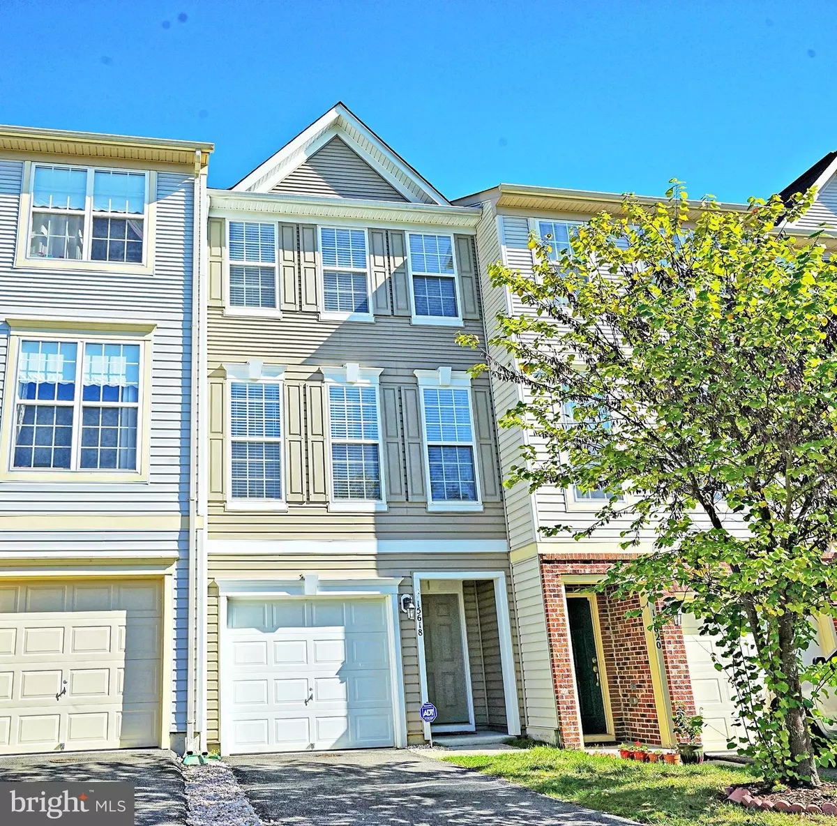 Woodbridge, VA 22191,15618 JOHN DISKIN CIR