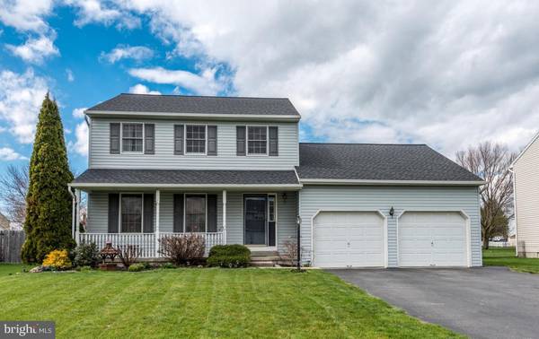 New Holland, PA 17557,119 WINDSOCK WAY