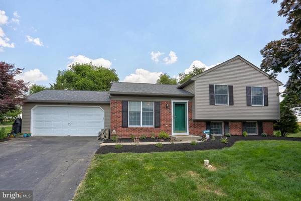 34 COUNTRYSIDE LN, Marietta, PA 17547